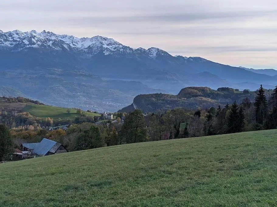 Maison Familiale En Montagne Avec Vue Merveilleuse Sur Le Massif De Belledonne Saint-Bernard  France